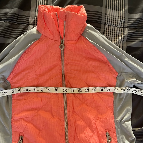 Calvin Klein Performance Jacket - Picture 7 of 8